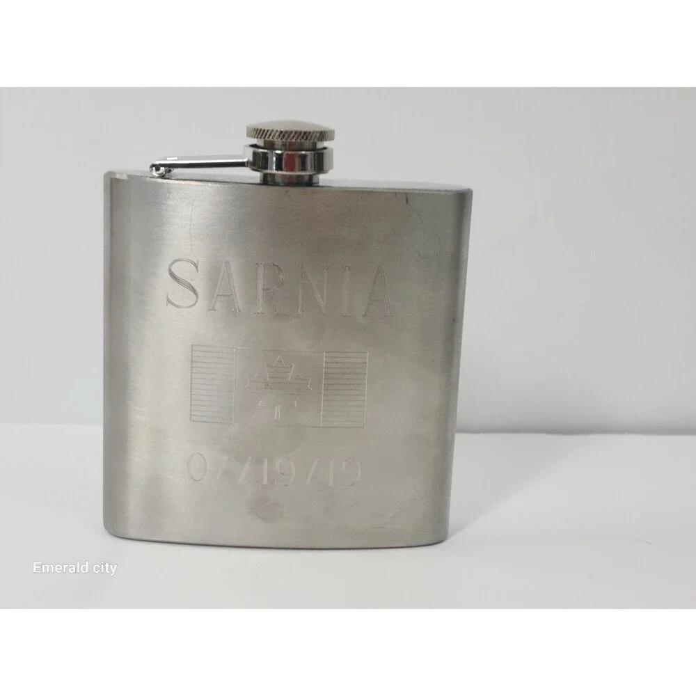 Vtg Sarnia Stainless Steel Hip Flask Engraved Canadian Flag Raised FU 8oz silver